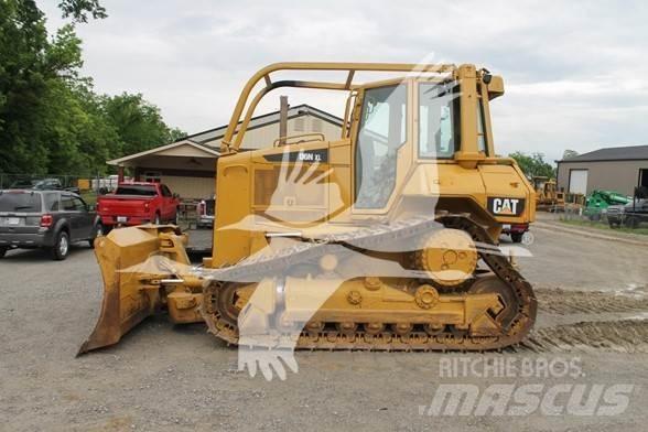 CAT D6N XL Crawler dozers