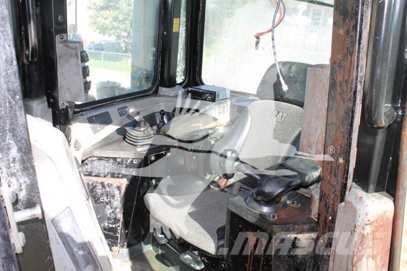 CAT D6T LGP Crawler dozers