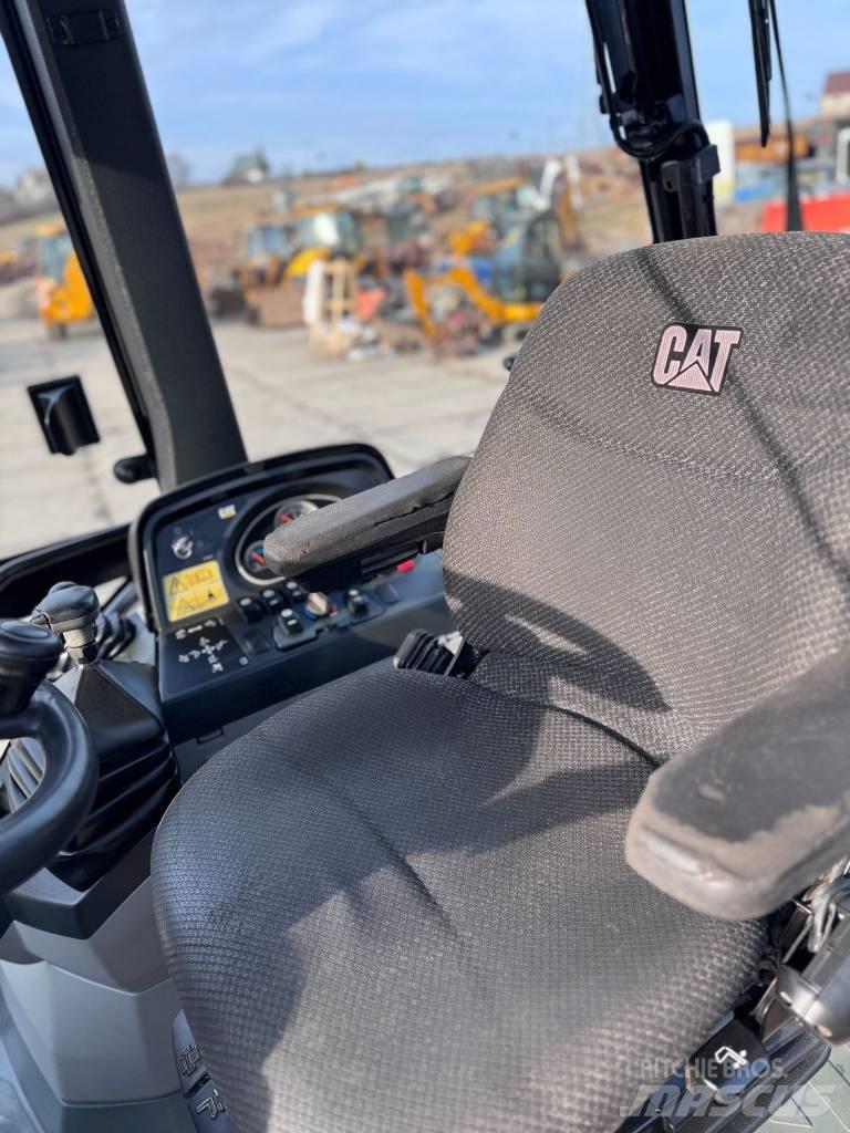 CAT 428 E TLB's