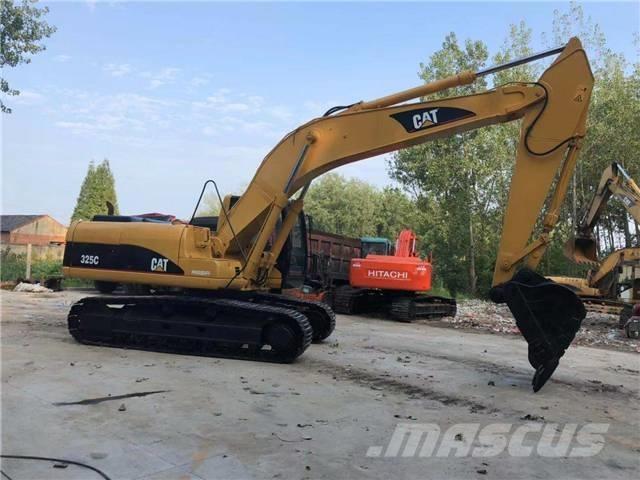 CAT 325 Crawler excavators