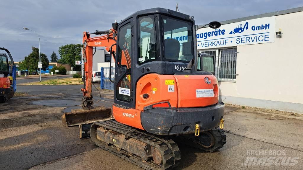 Kubota KX042-4 GLS 2 Mini excavators < 7t