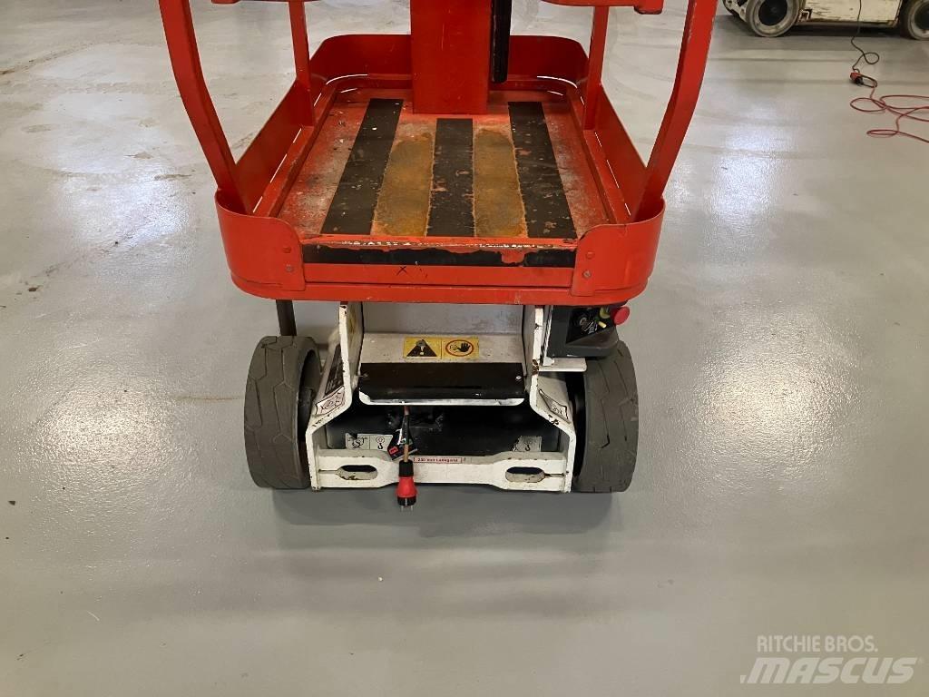 JLG 1230 ES Vertical mast lifts