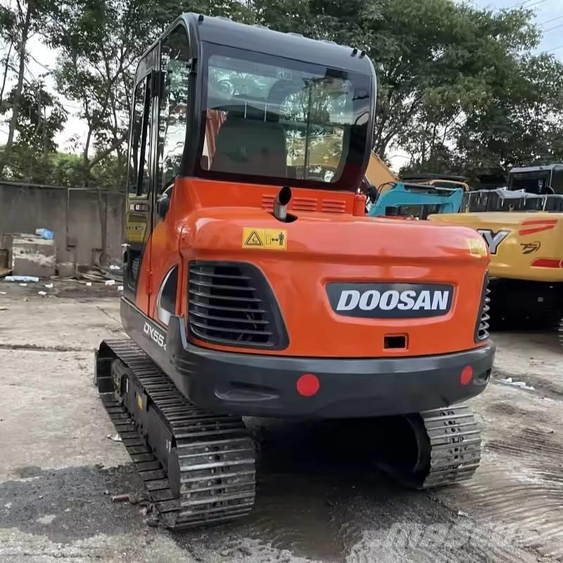 Doosan DX55-9C Mini excavators < 7t