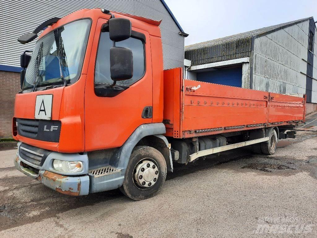 DAF LF45.220 Flatbed/Dropside trucks