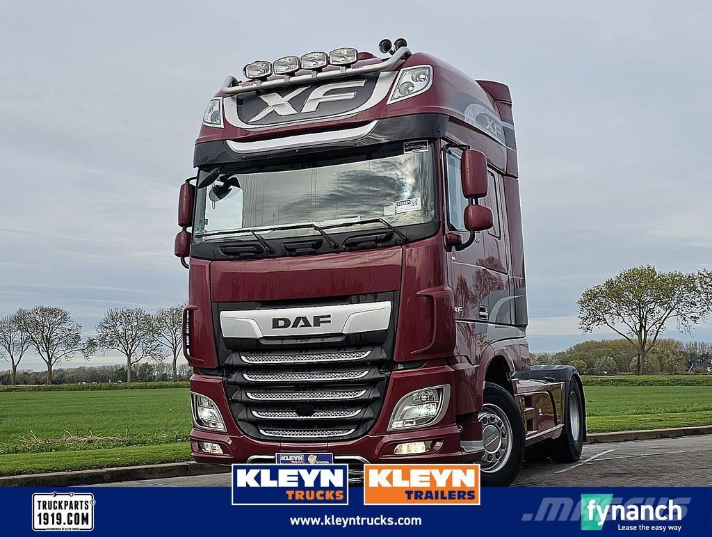 DAF XF 530 Truck Tractor Units