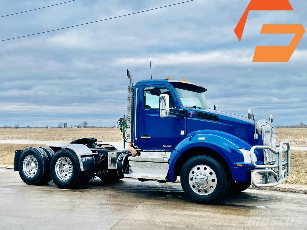 Kenworth T 880 Truck Tractor Units