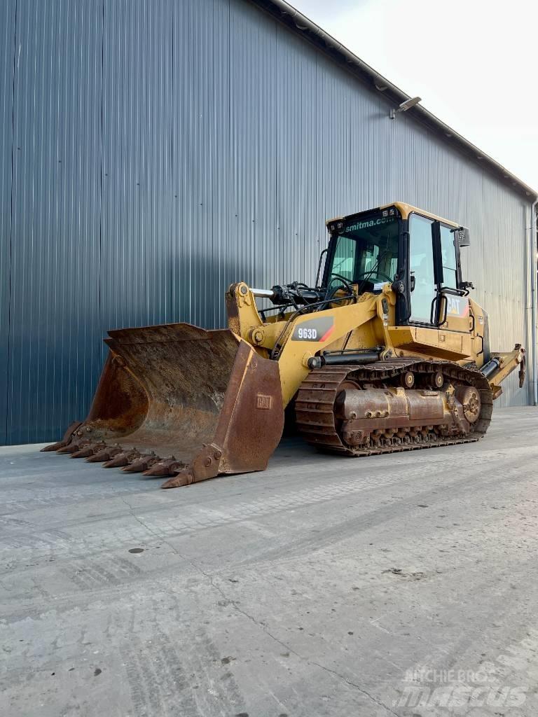CAT 963D Crawler FEL's