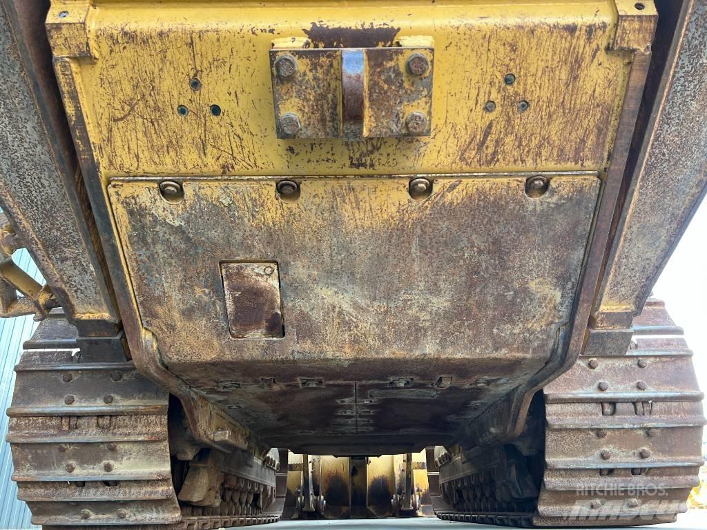 CAT 963D Crawler FEL's