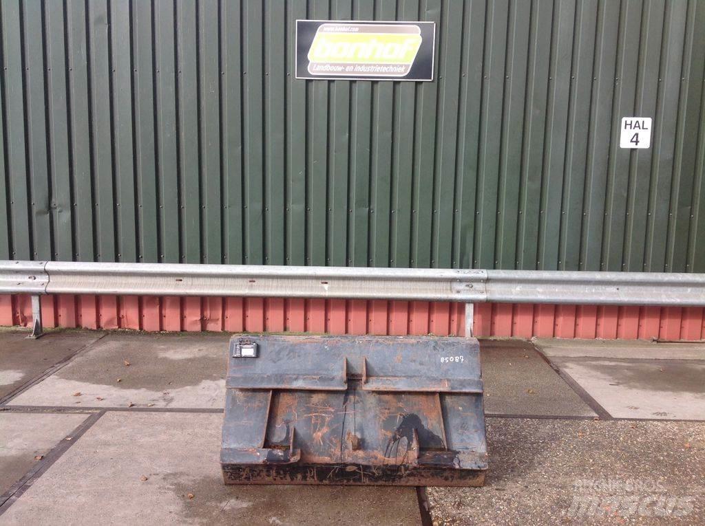 Jako 1300 Truck Tractor Units