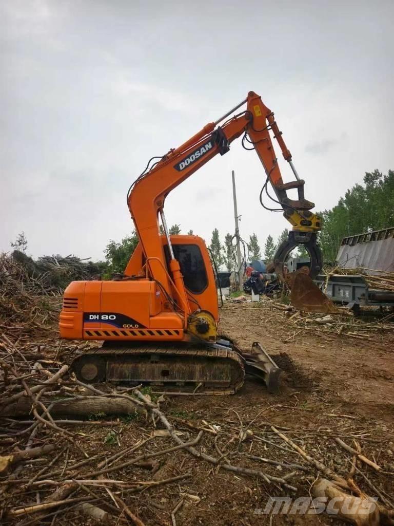 Doosan DH 80 Midi excavators  7t - 12t