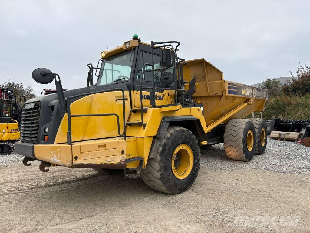 Komatsu HM300-3 Articulated Haulers