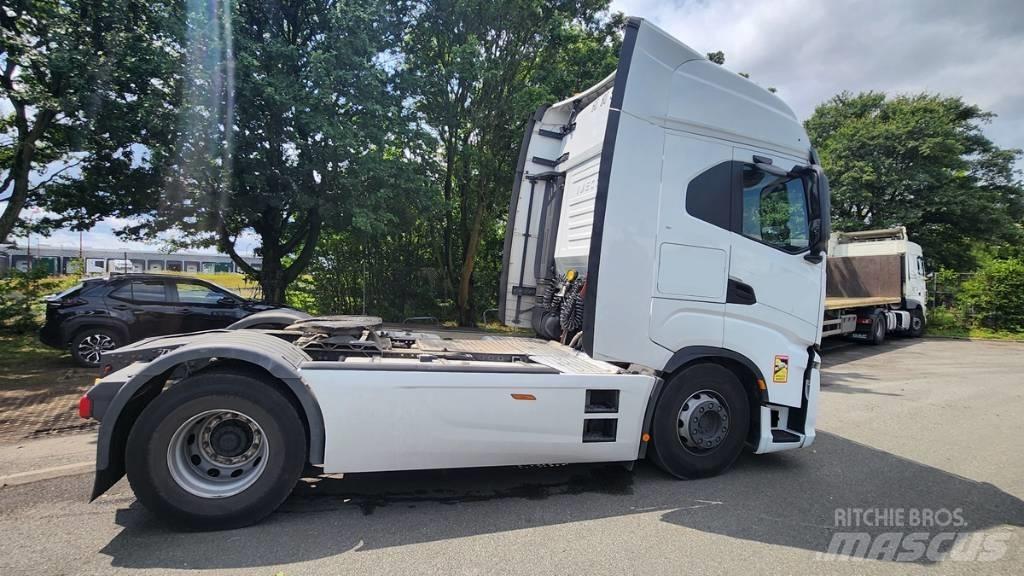 Iveco Saway 530 Truck Tractor Units