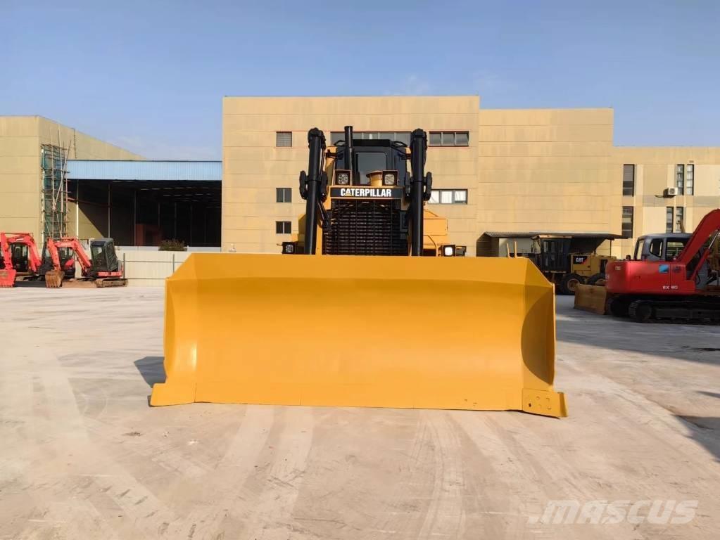 CAT D8R Crawler dozers