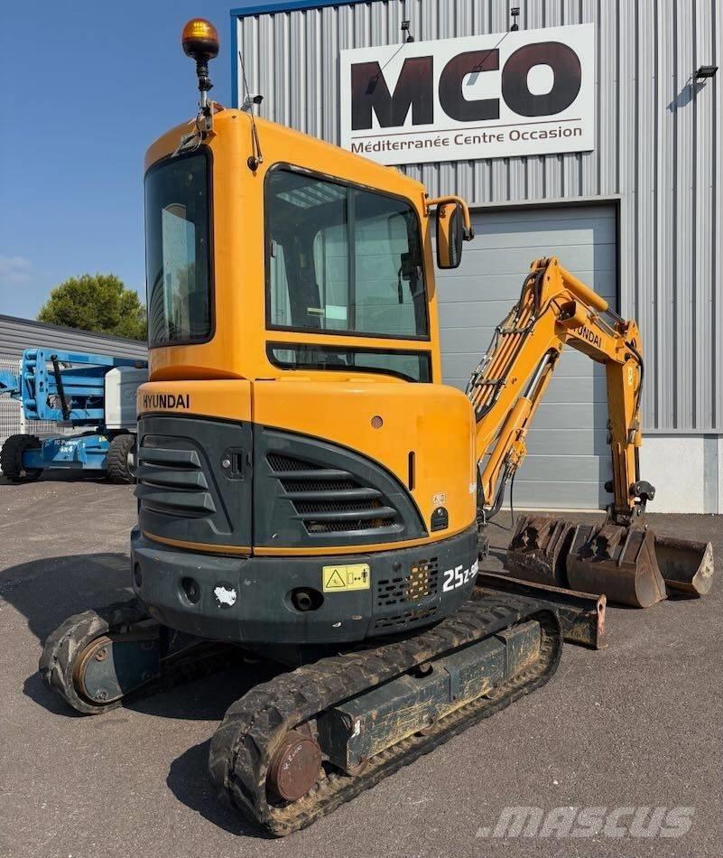 Hyundai R25Z-9 AK Mini excavators < 7t