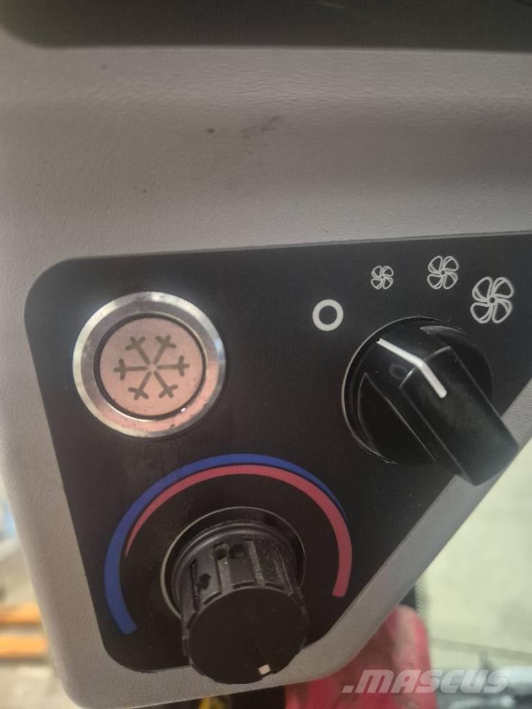 JCB 155 Skid steer loaders