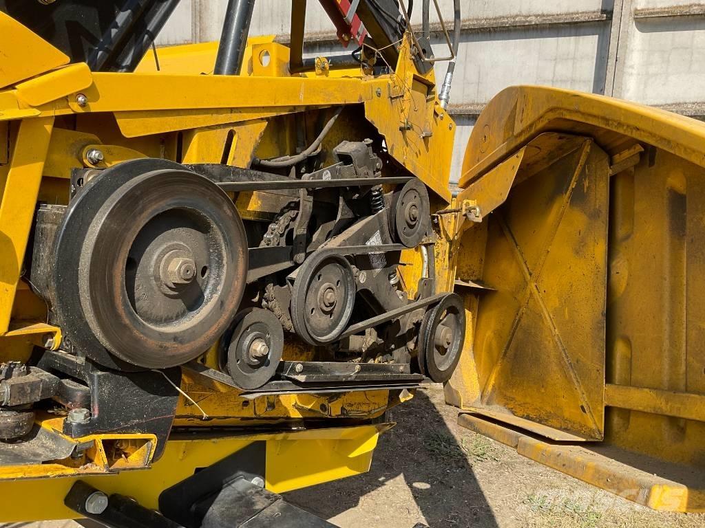 New Holland CX 8.90 Combine harvesters