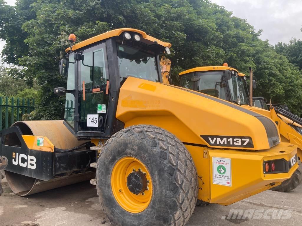 JCB VM137 2015 Single drum rollers