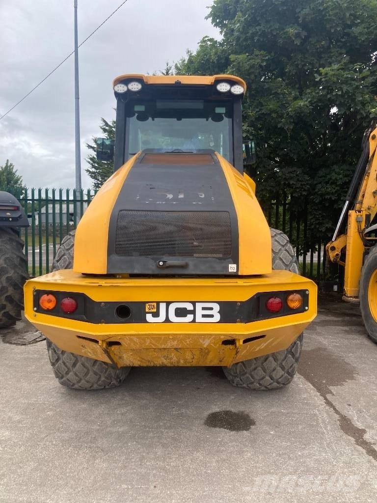 JCB VM137 2015 Single drum rollers