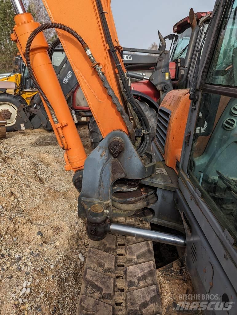 Doosan DX 80 R Midi excavators  7t - 12t