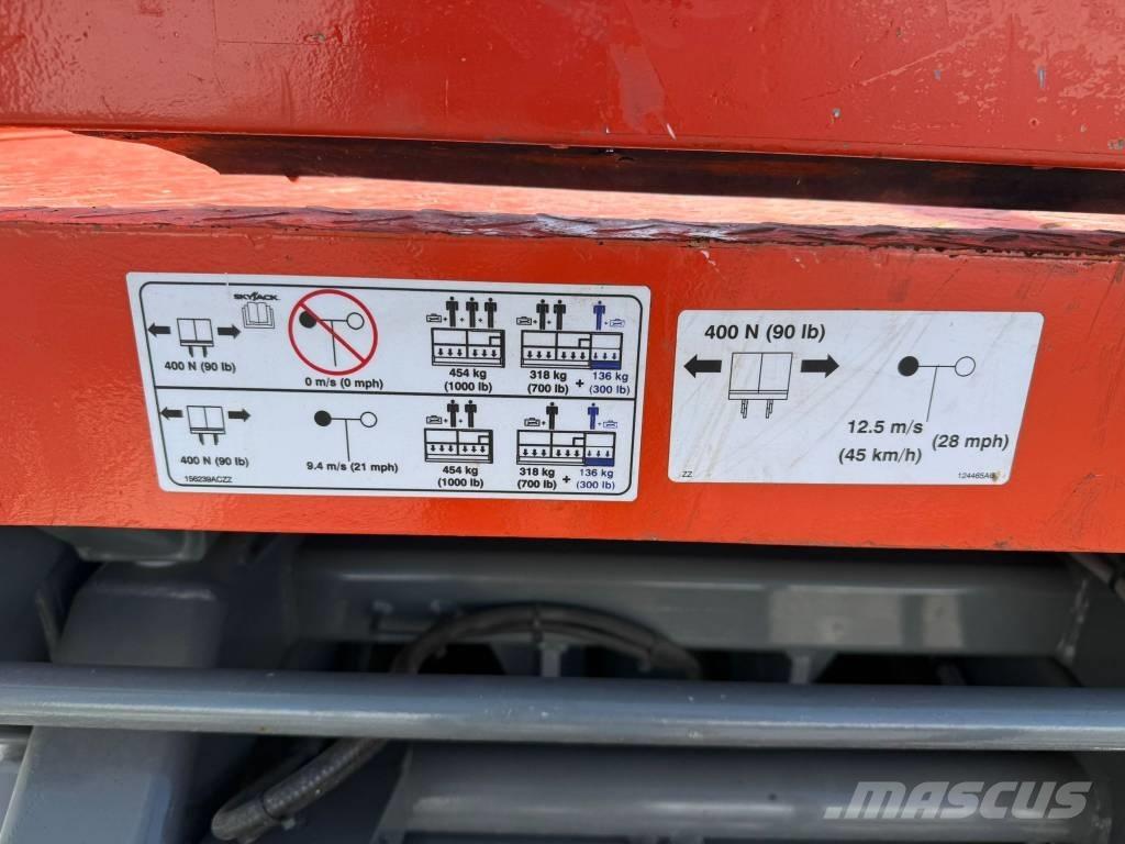 SkyJack SJ 4626 Scissor lifts