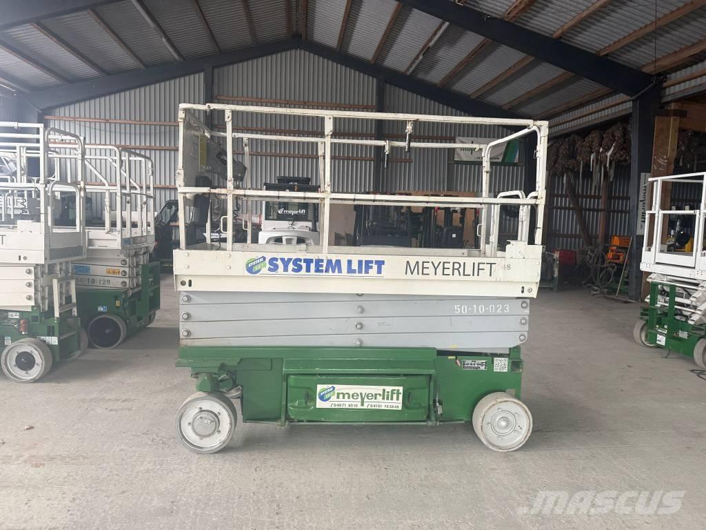 JLG 2646 ES Scissor lifts