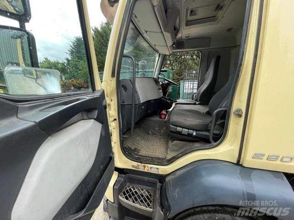 Volvo FL 280 Flatbed/Dropside trucks