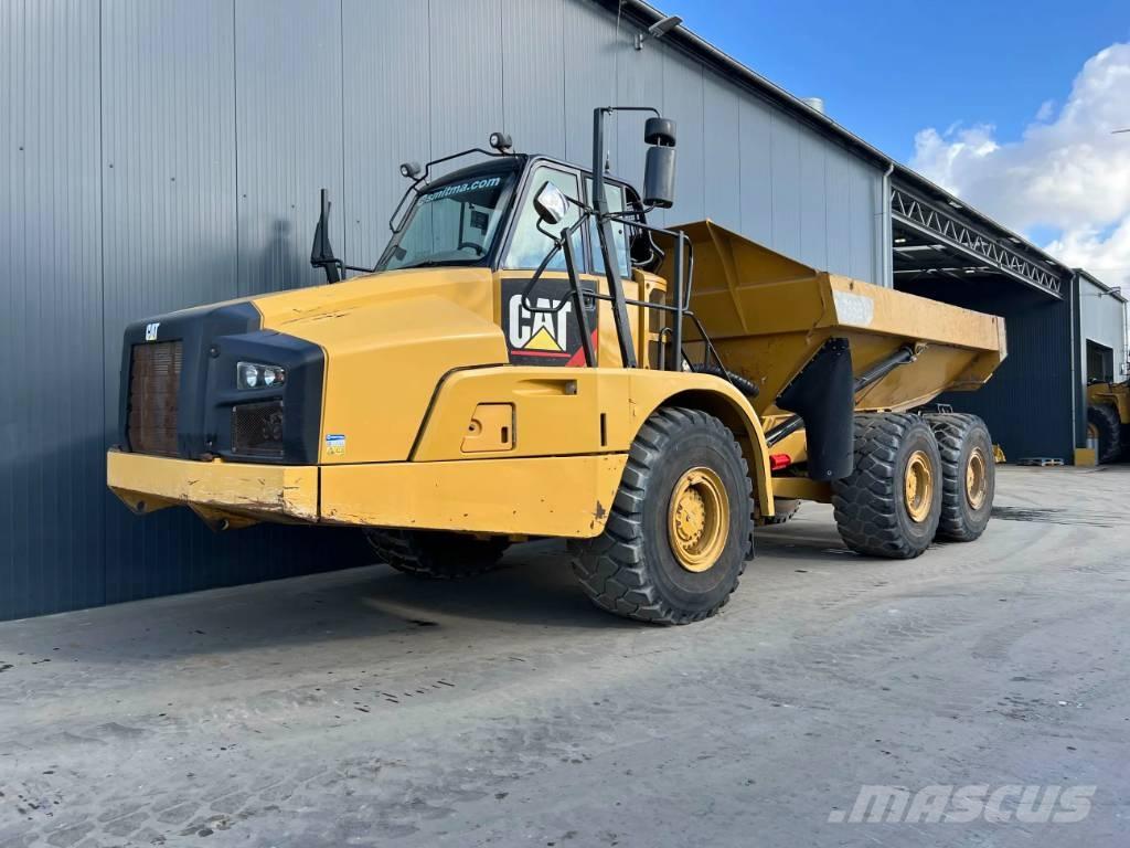 CAT 735 | 735B Articulated Haulers