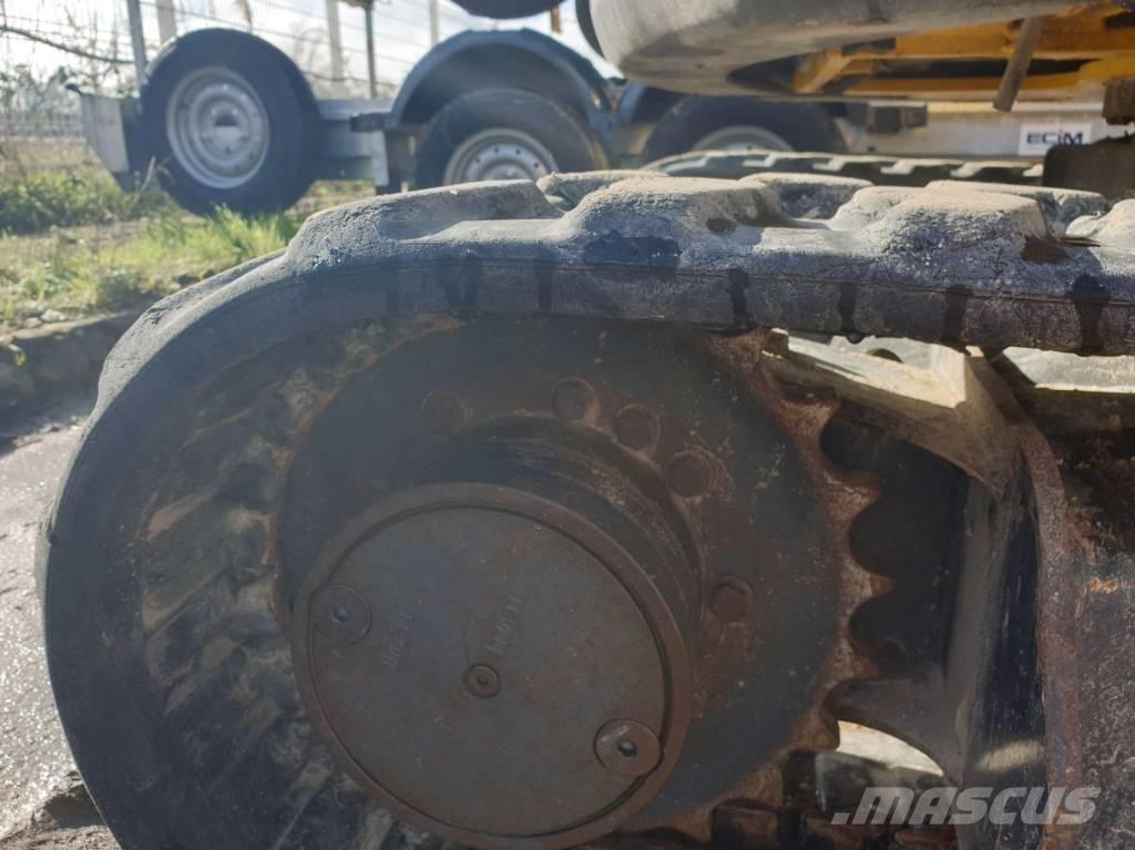 Komatsu PC26MR-3 Mini excavators < 7t