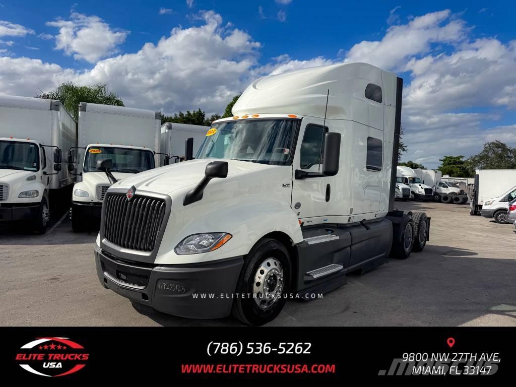 International LT Truck Tractor Units