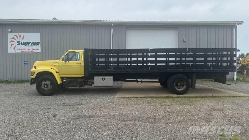 Ford F 700 Flatbed/Dropside trucks