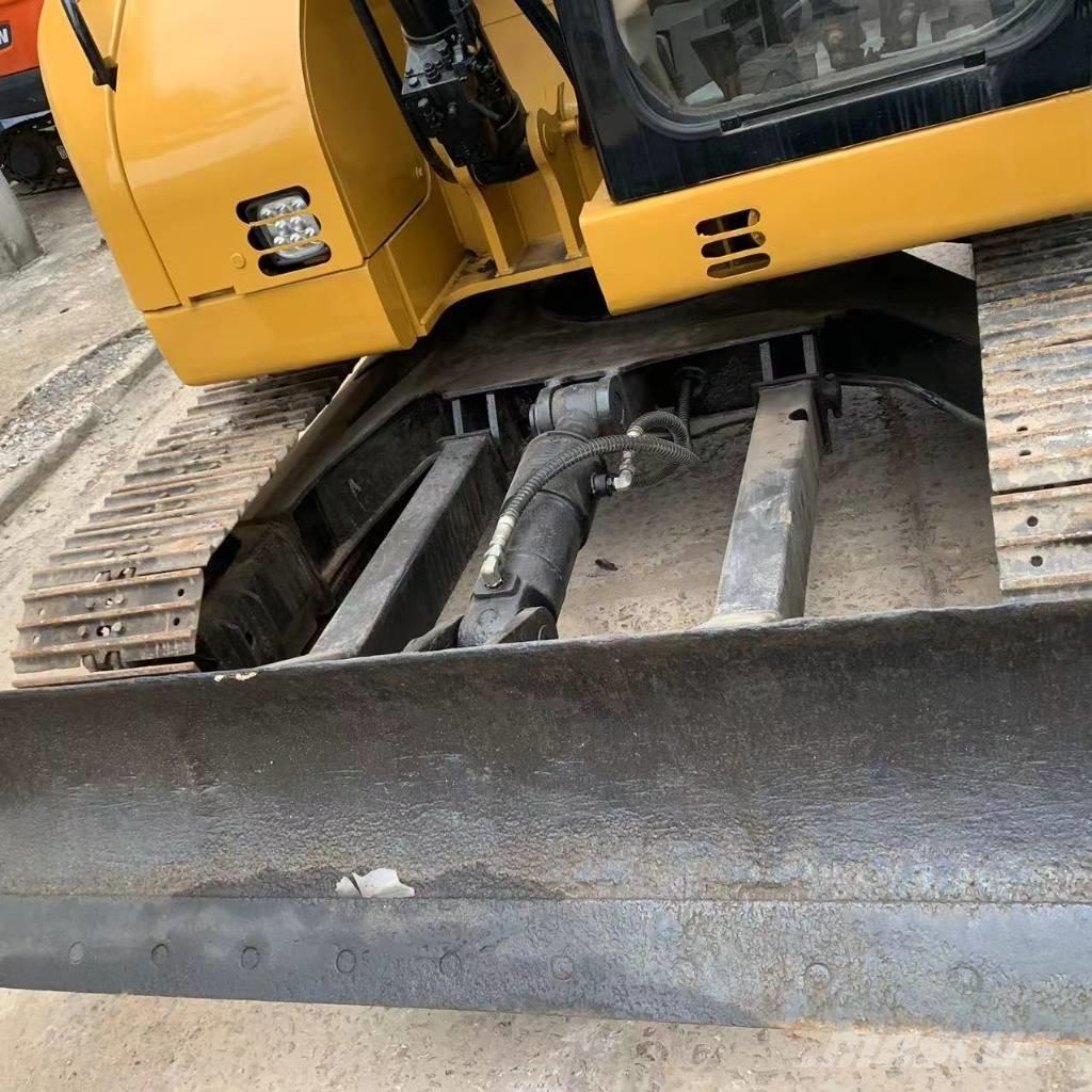 CAT 308 Mini excavators < 7t