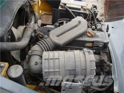 Komatsu FD 30 T-14 Diesel trucks