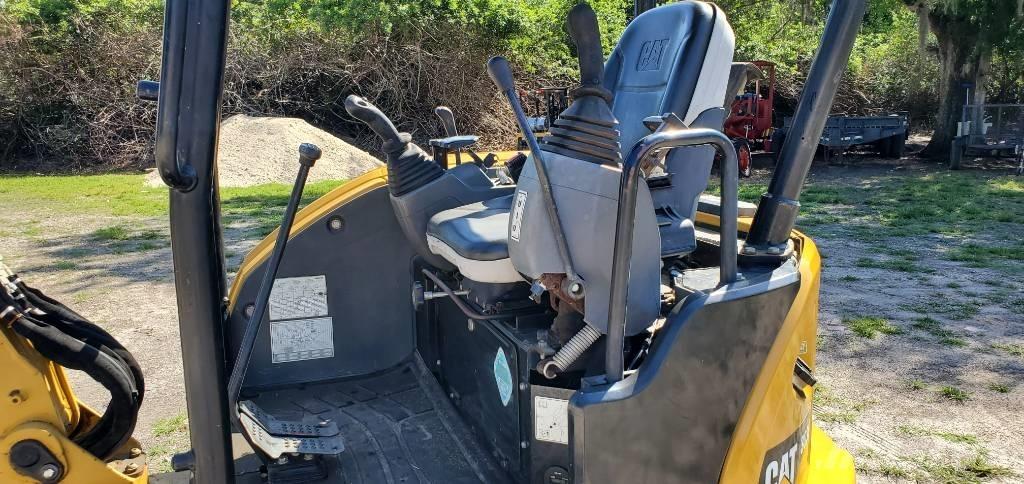 CAT 303 E CR Mini excavators < 7t