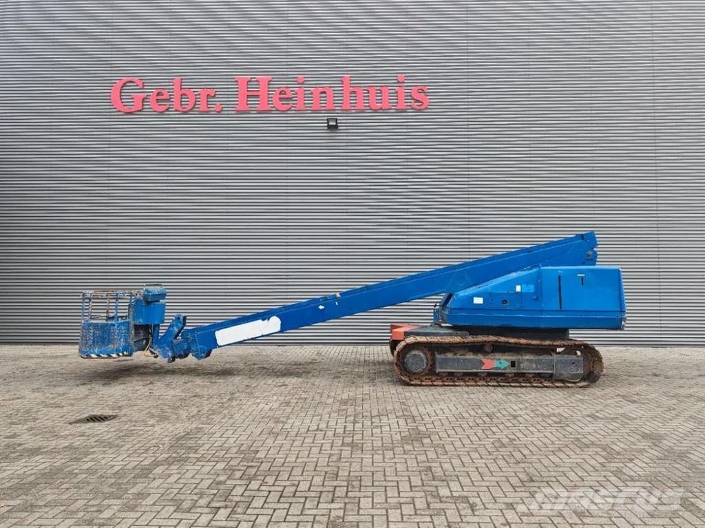 Aichi SR 210 Telescopic boom lifts