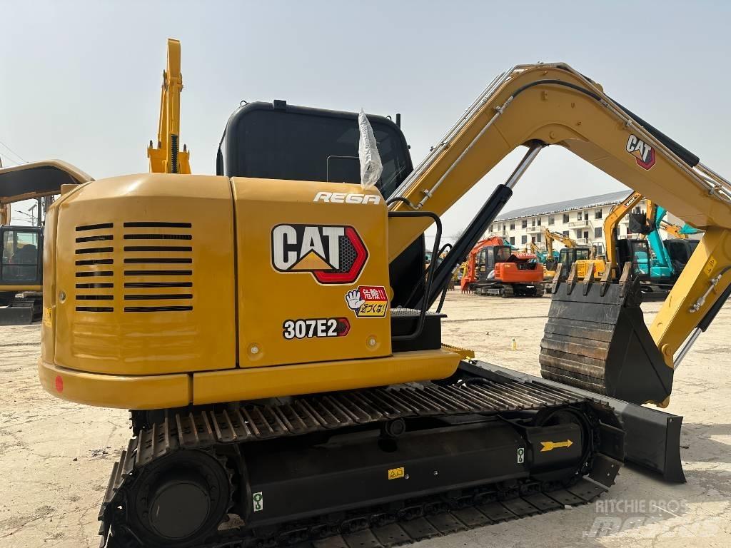 CAT 307E2 Mini excavators < 7t