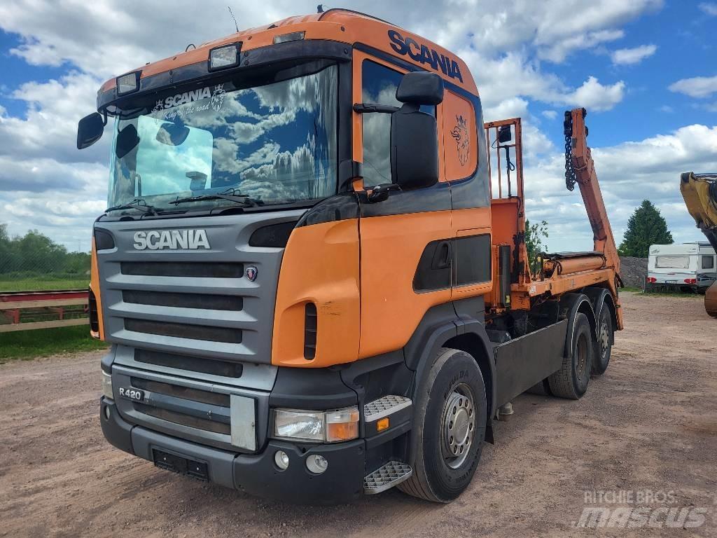 Scania R420LB 6x2 Storage containers