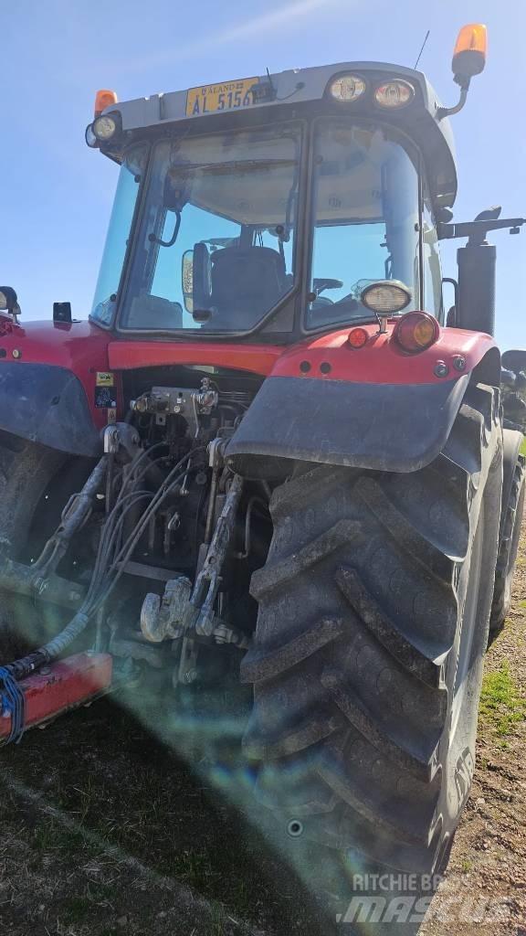 Massey Ferguson 6715 Tractors
