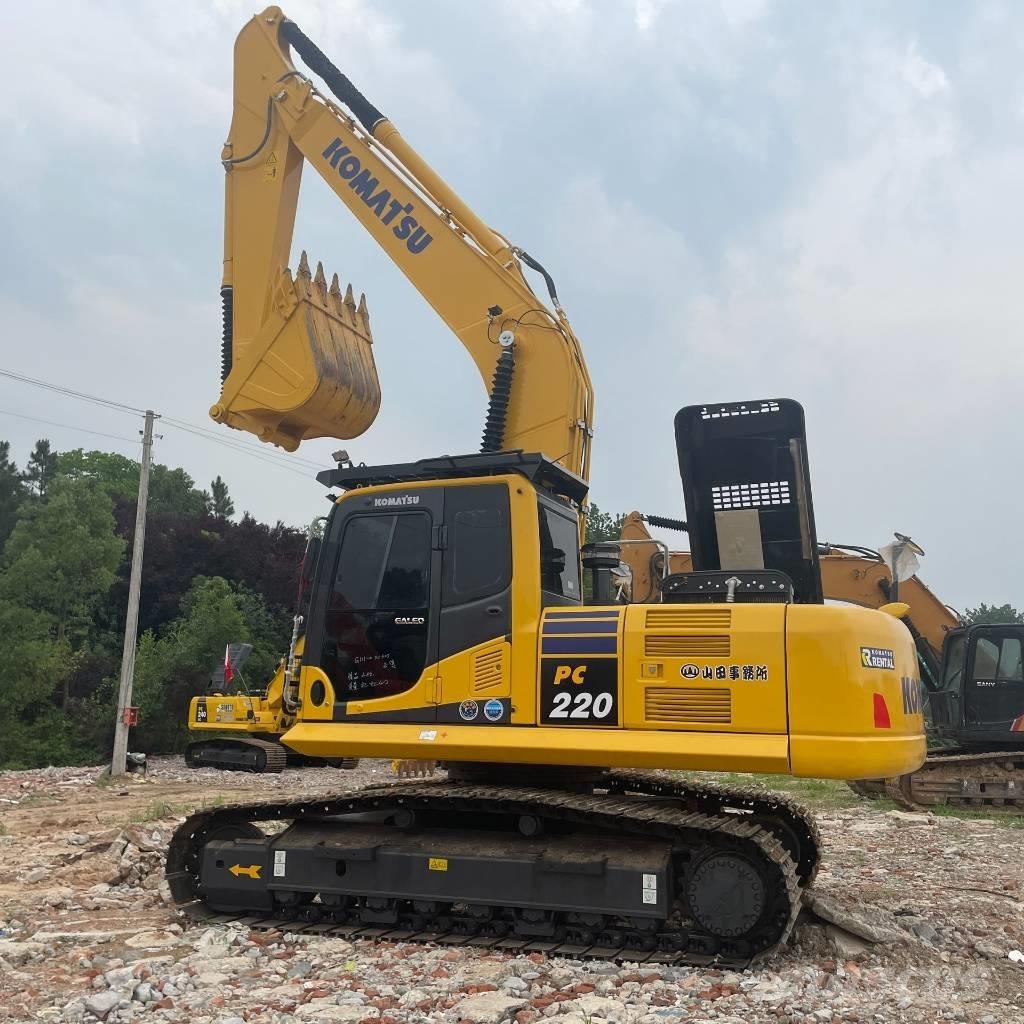 Komatsu PC 220-8 Crawler excavators