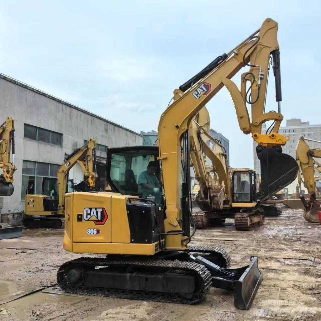 CAT 306 Mini excavators < 7t