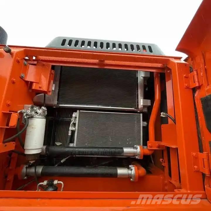 Doosan DX 300 LC Mini excavators < 7t