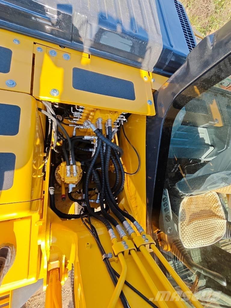 Komatsu PC 110 Midi excavators  7t - 12t