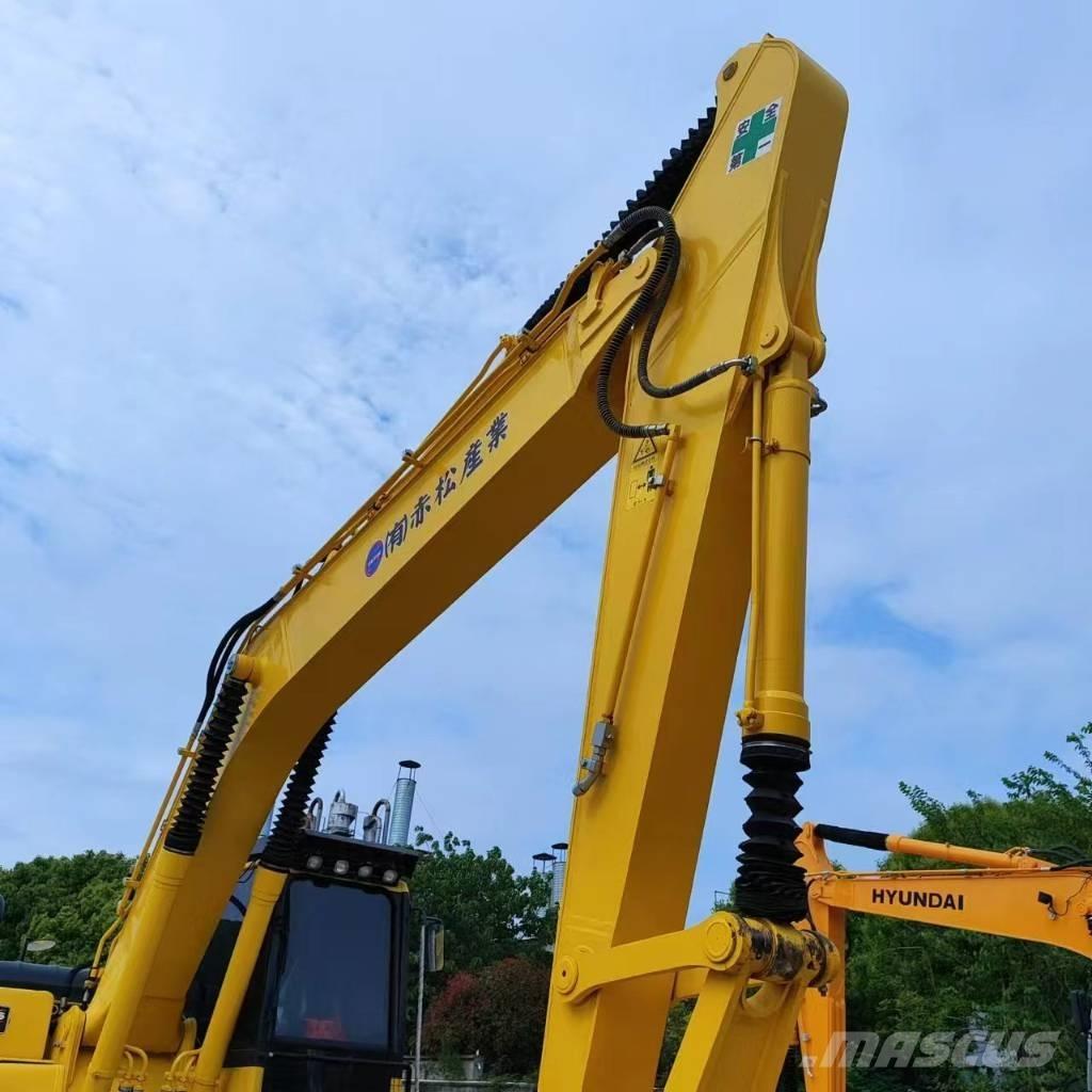 Komatsu PC 240 LC-8 Crawler excavators