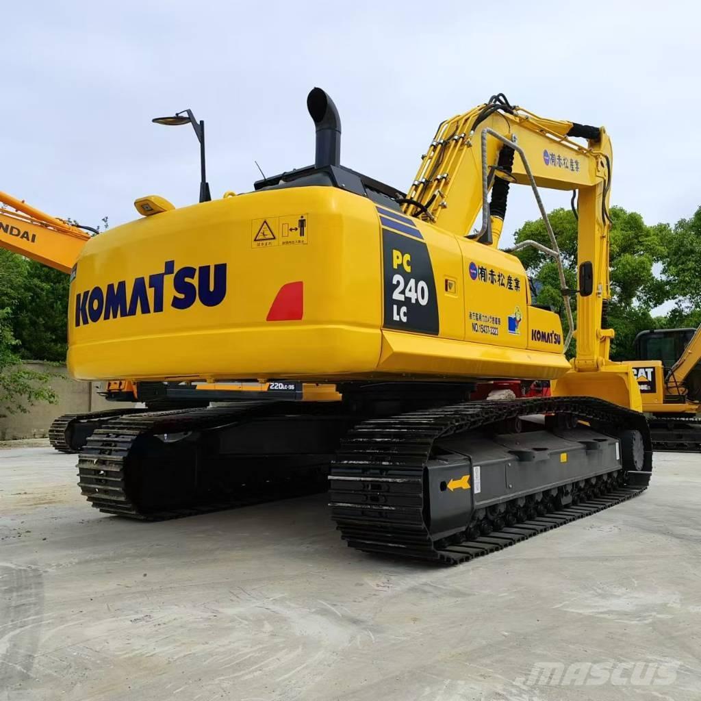 Komatsu PC 240 LC-8 Crawler excavators
