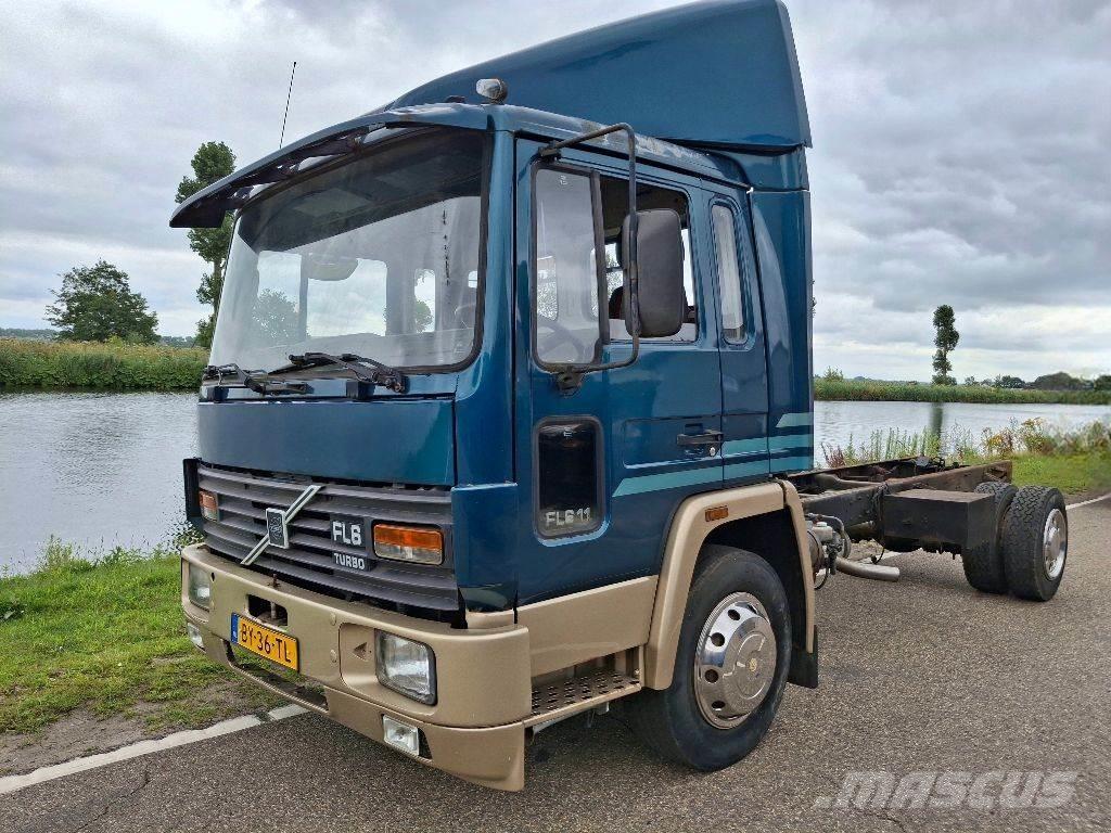 Volvo FL611 Chassis Cab trucks