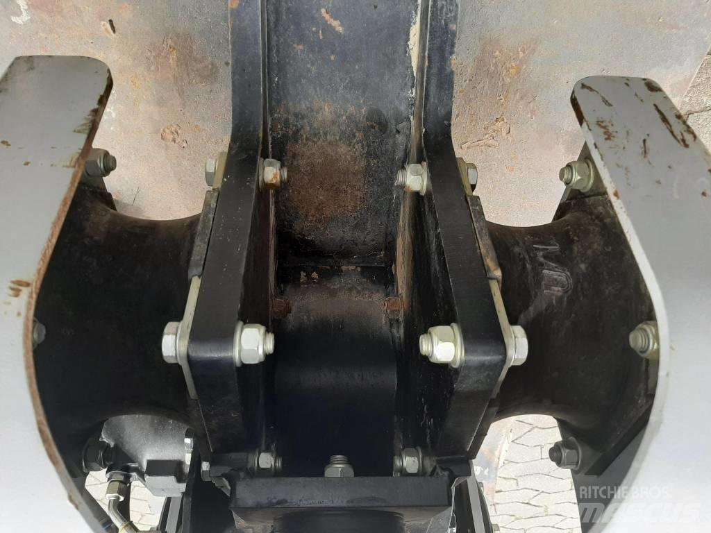  UAM HD1200 Vibrator compactors