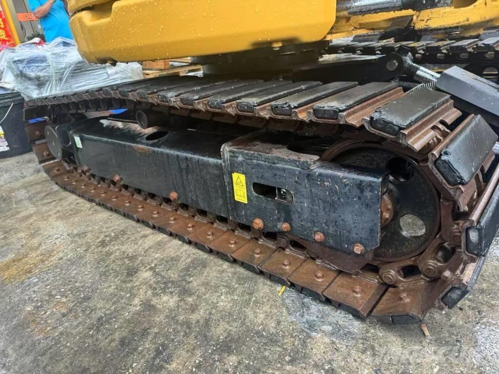 CAT 304 CR Mini excavators < 7t