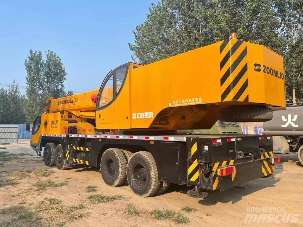 Zoomlion QY50V Self erecting cranes