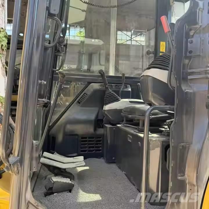Komatsu PC55MR Mini excavators < 7t