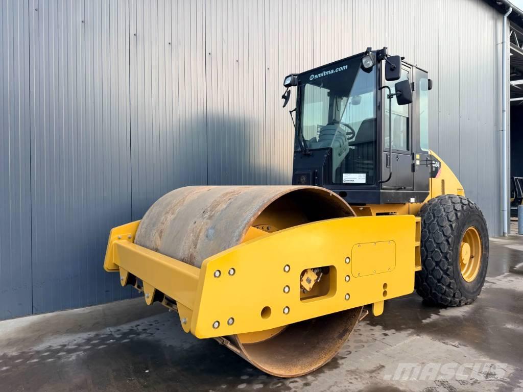 CAT CS54 XT Single drum rollers