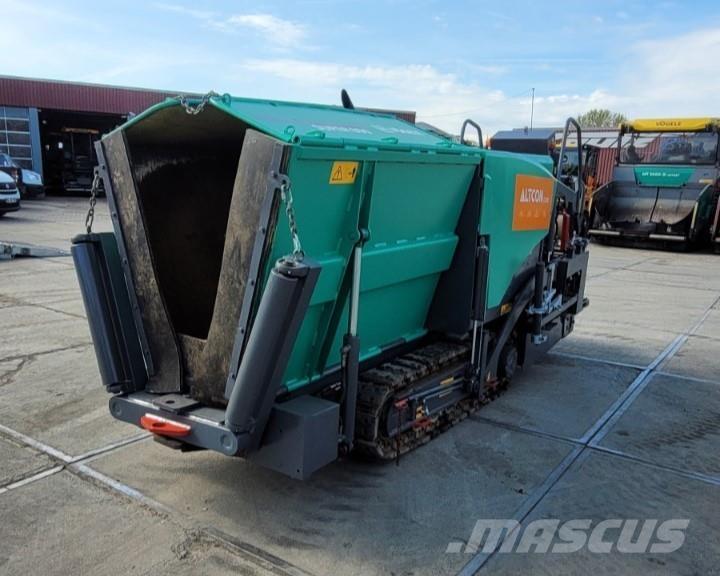 Vögele SUPER 800 Asphalt pavers